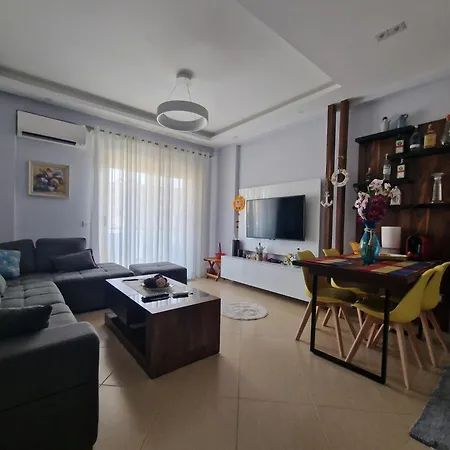 Julia's Apartment Himare